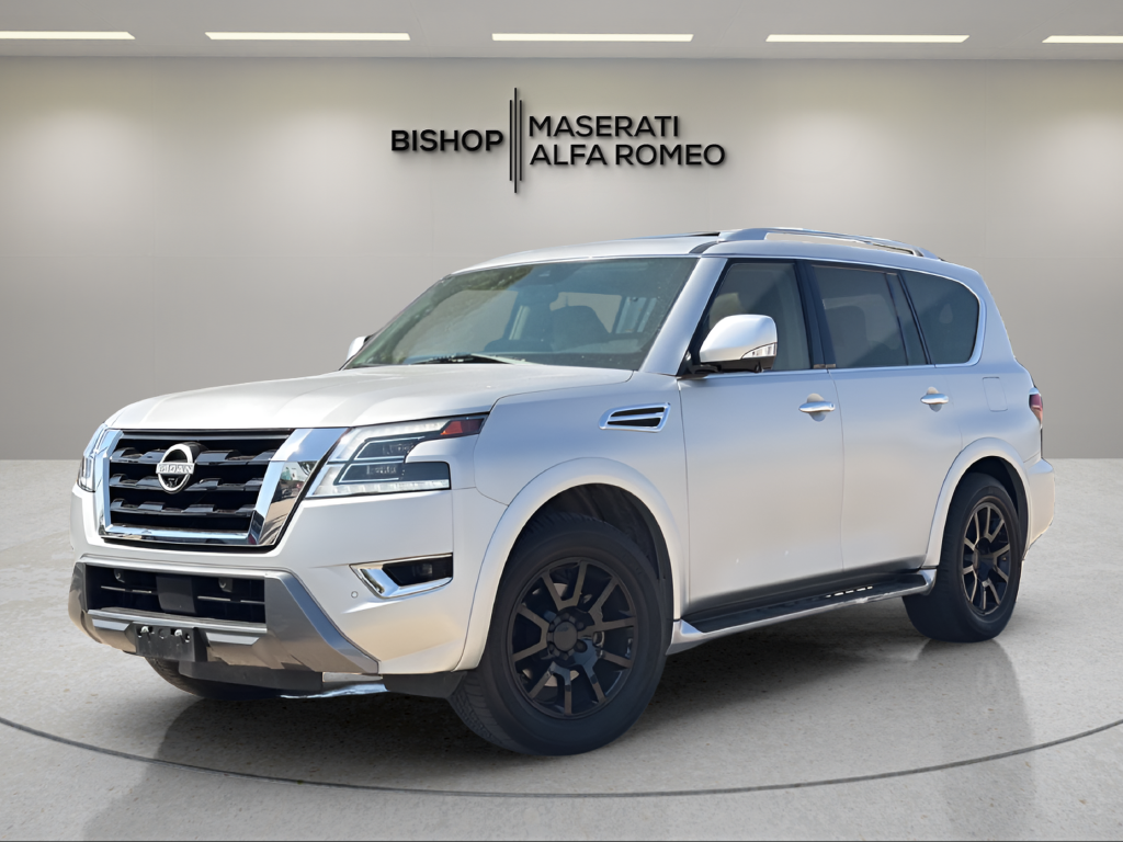 Used 2024 Silver Nissan SL image 4