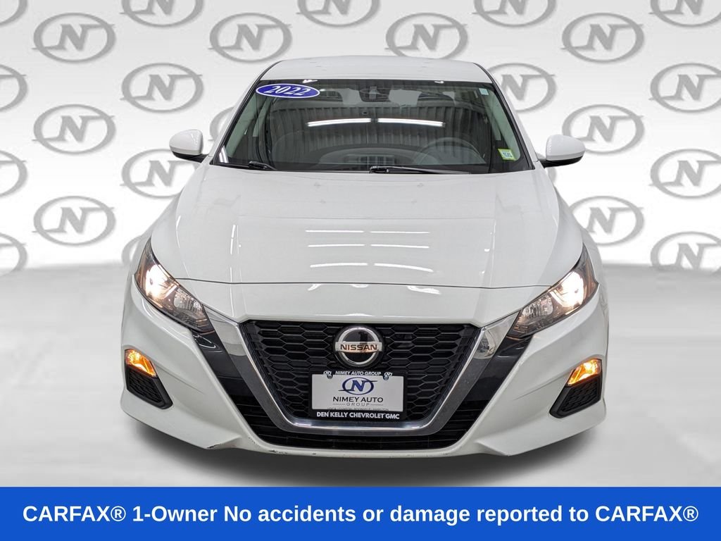 Used 2022 White Nissan 2.5 S image 27