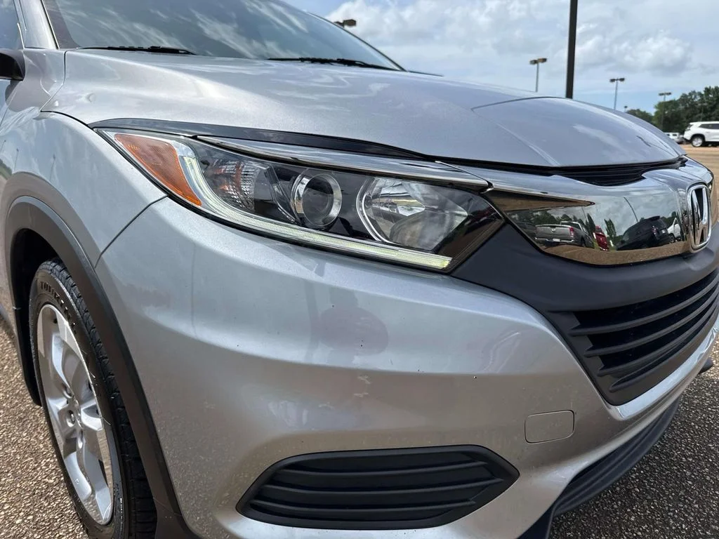 Used 2022 Honda HR-V LX with VIN 3CZRU5H36NM734101 for sale in Brownsville, TN