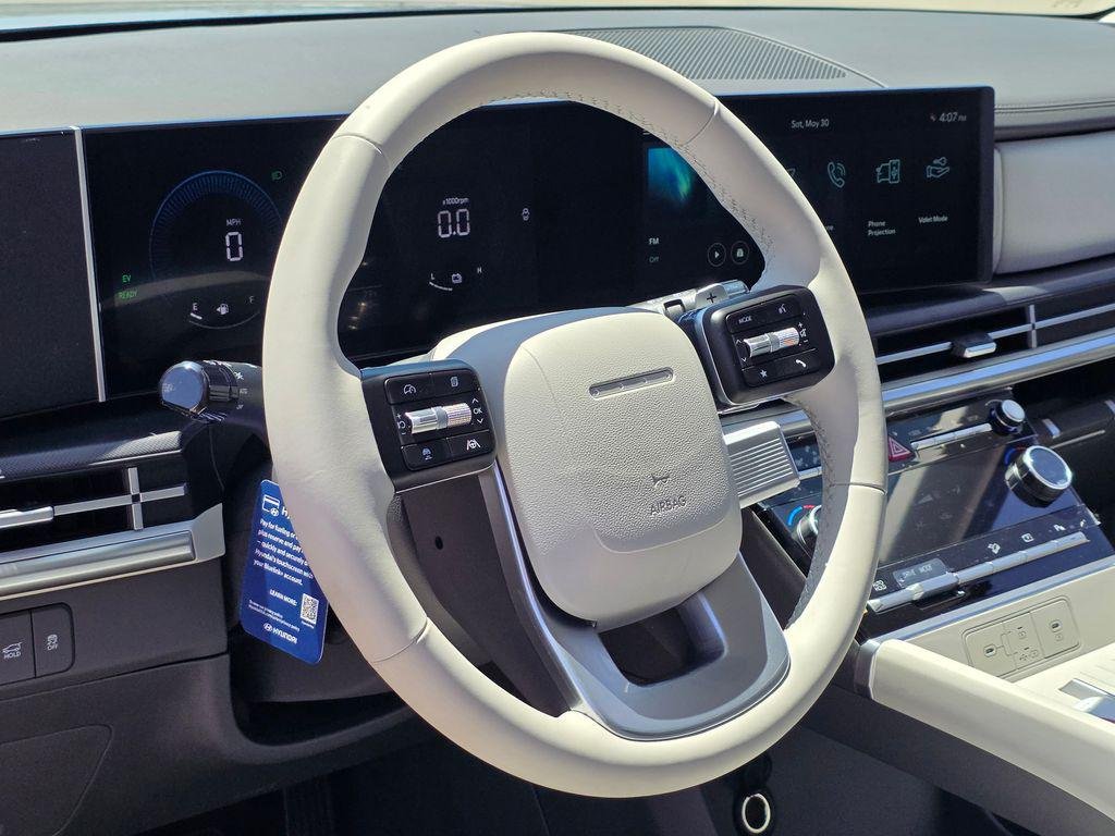 New 2026 Silver Hyundai SE image 11