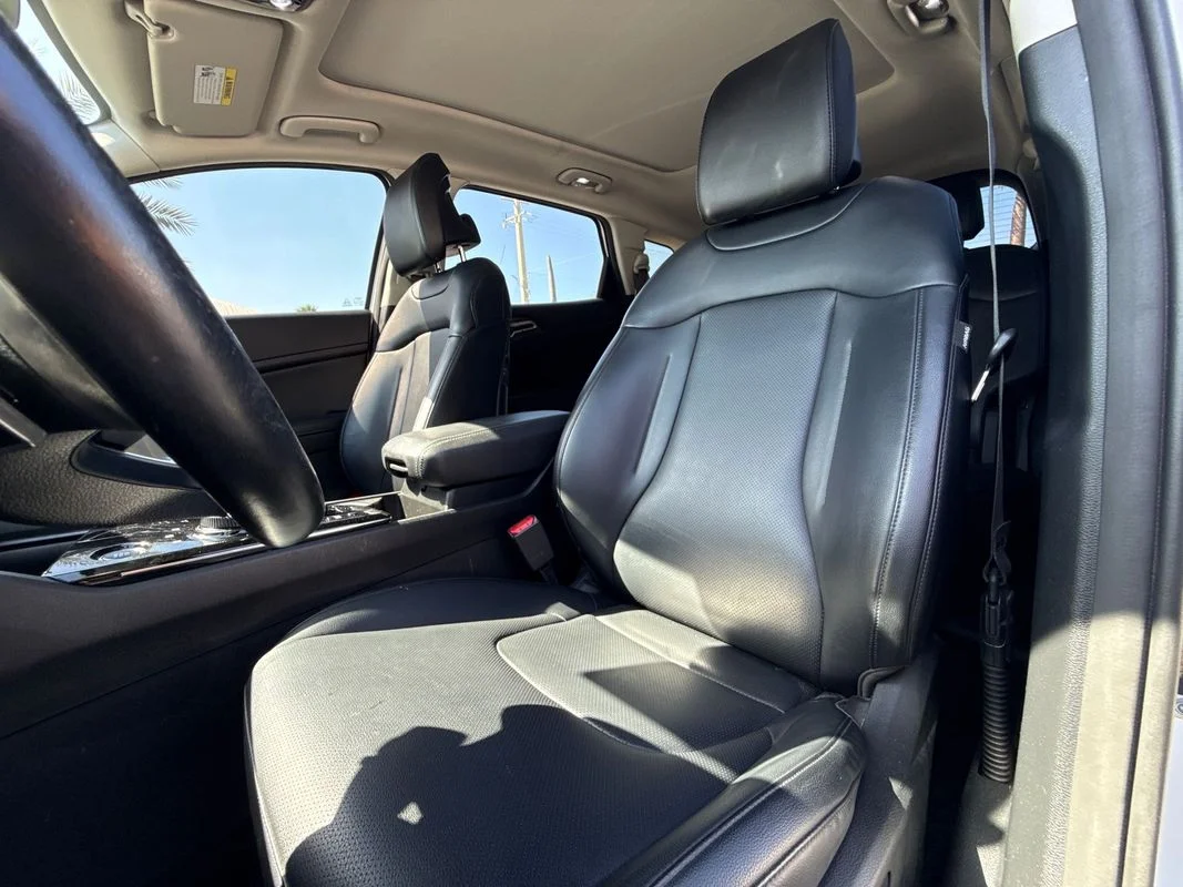 Used 2023  Kia EX image 13