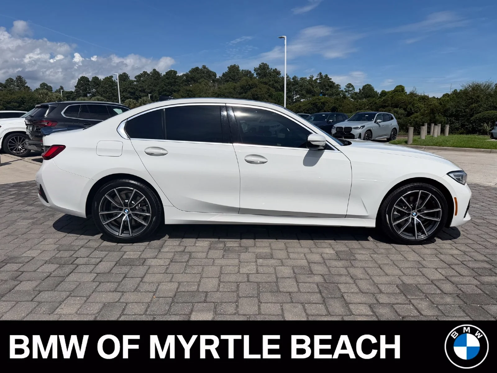 Used 2021 Alpine White BMW 330i xDrive image 8