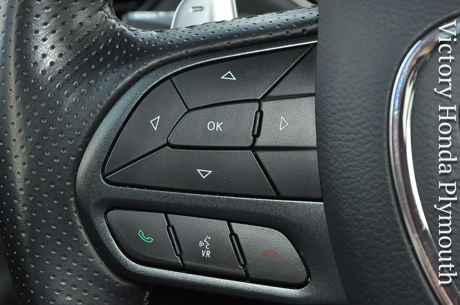 Used 2025 Gray Dodge R/T image 30
