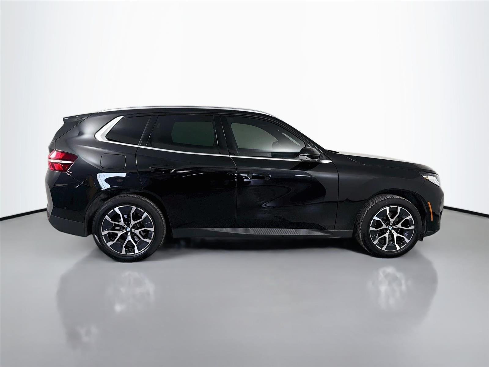Certified Used 2026 Black Sapphire Metallic BMW 30 xDrive image 4