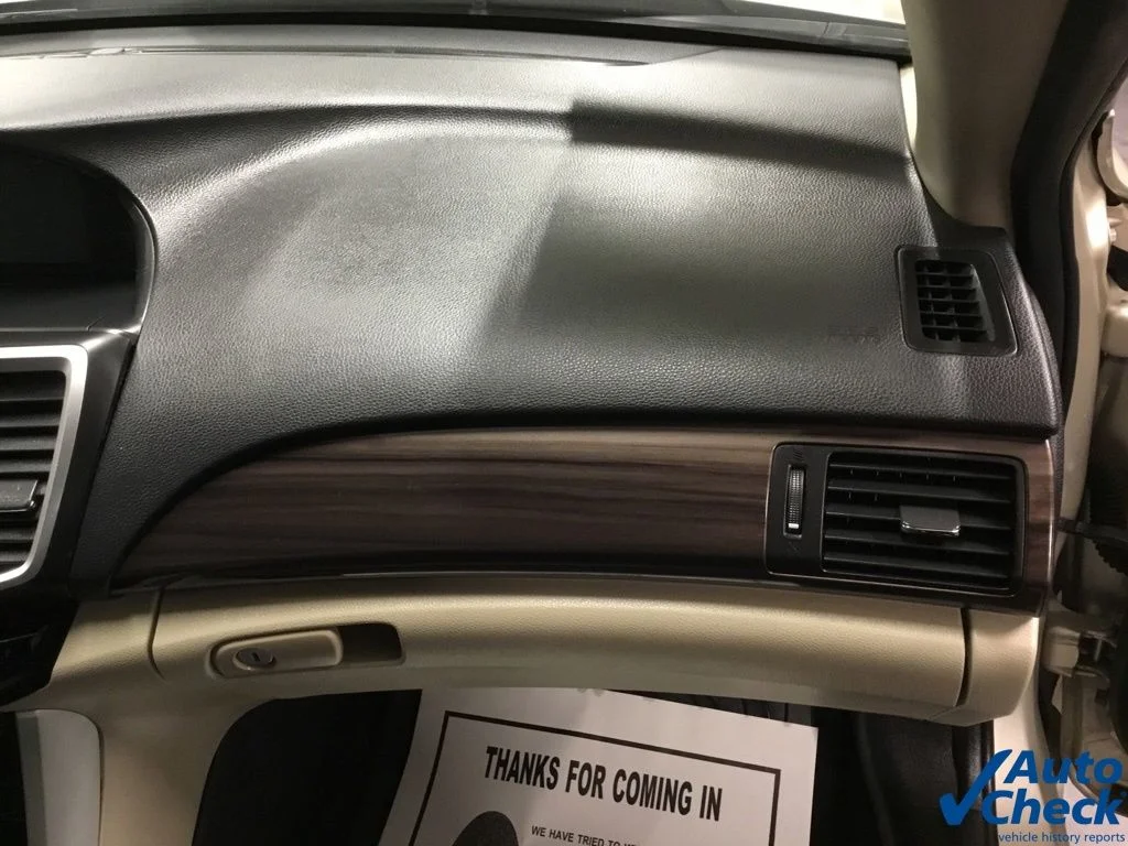 Used 2017 Beige Honda EX-L image 37