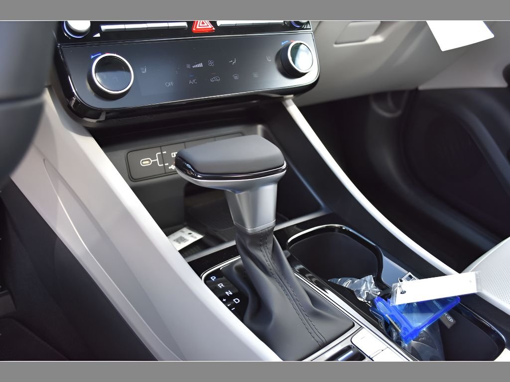 Certified Used 2025 Serenity White Pearl Hyundai SEL Convenience image 32