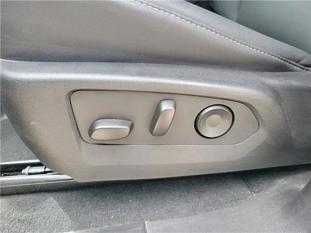 New 2026 Sterling Metallic GMC Elevation image 14