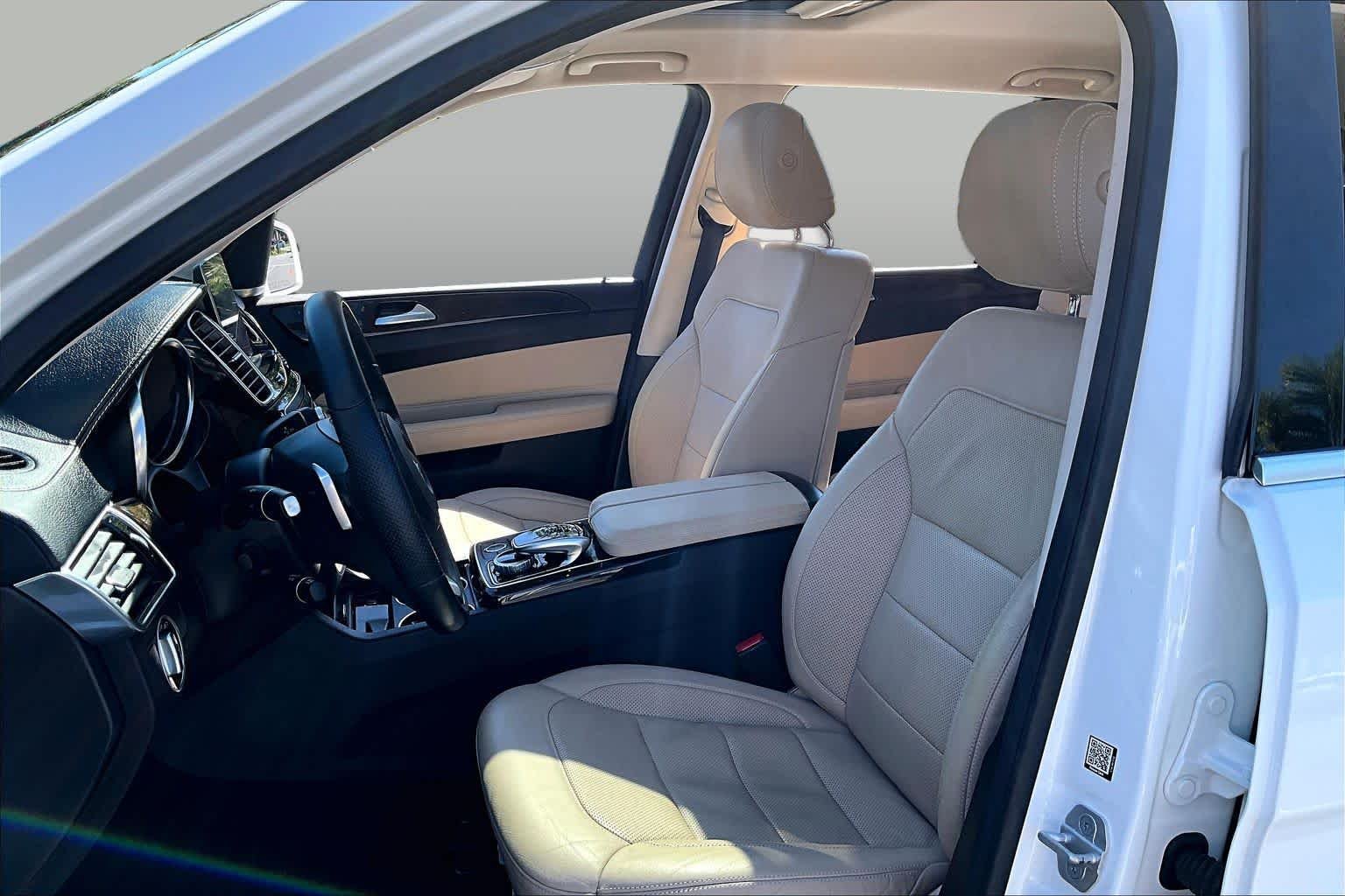 Used 2017 Polar White Mercedes-Benz GLS 450 image 8