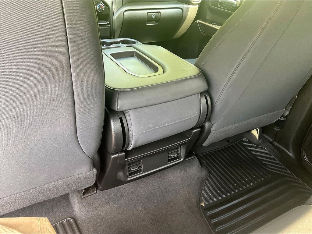 Used 2020 Gray Chevrolet Custom image 27