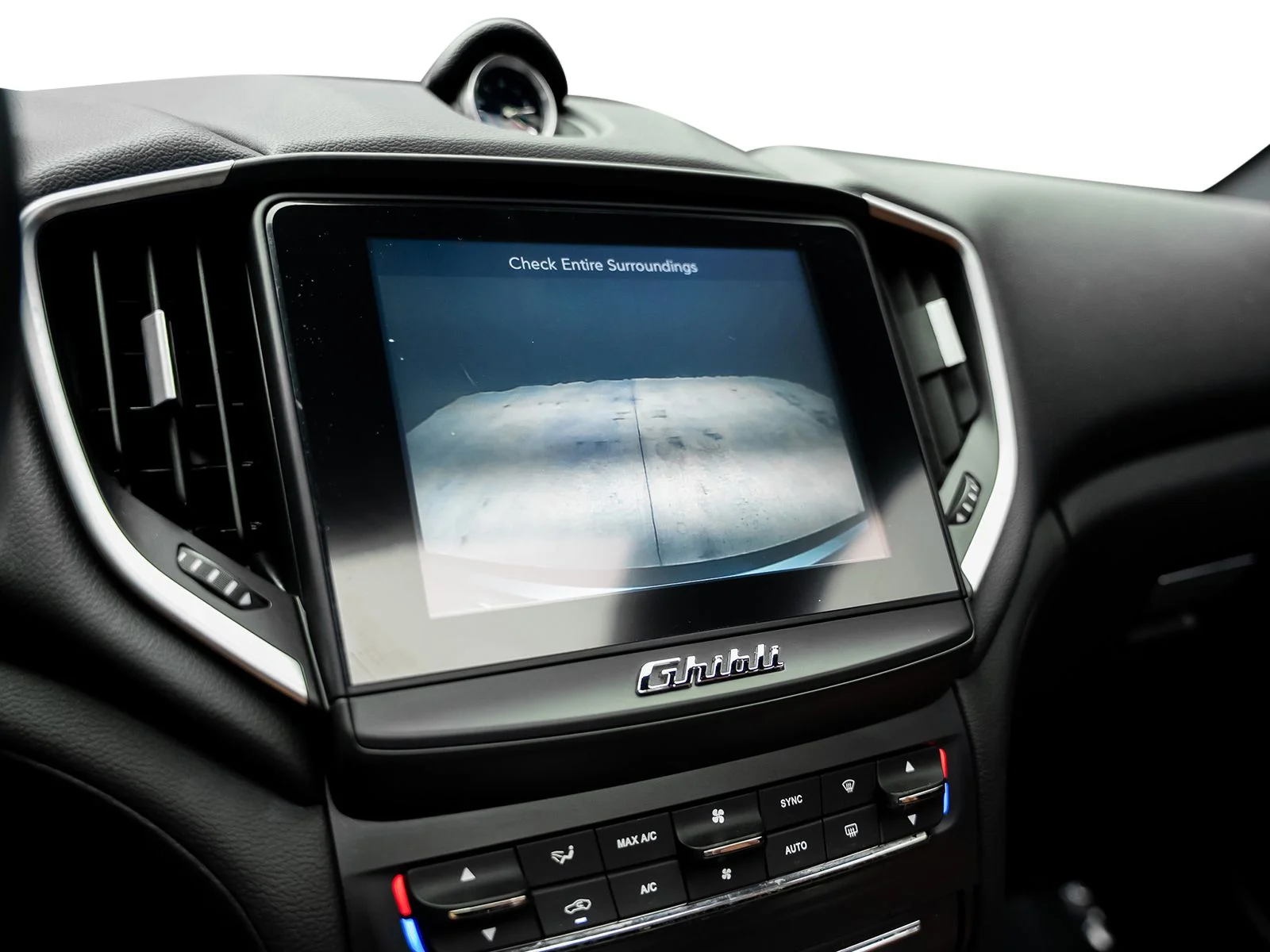 Used 2017 Gray Maserati Base image 53