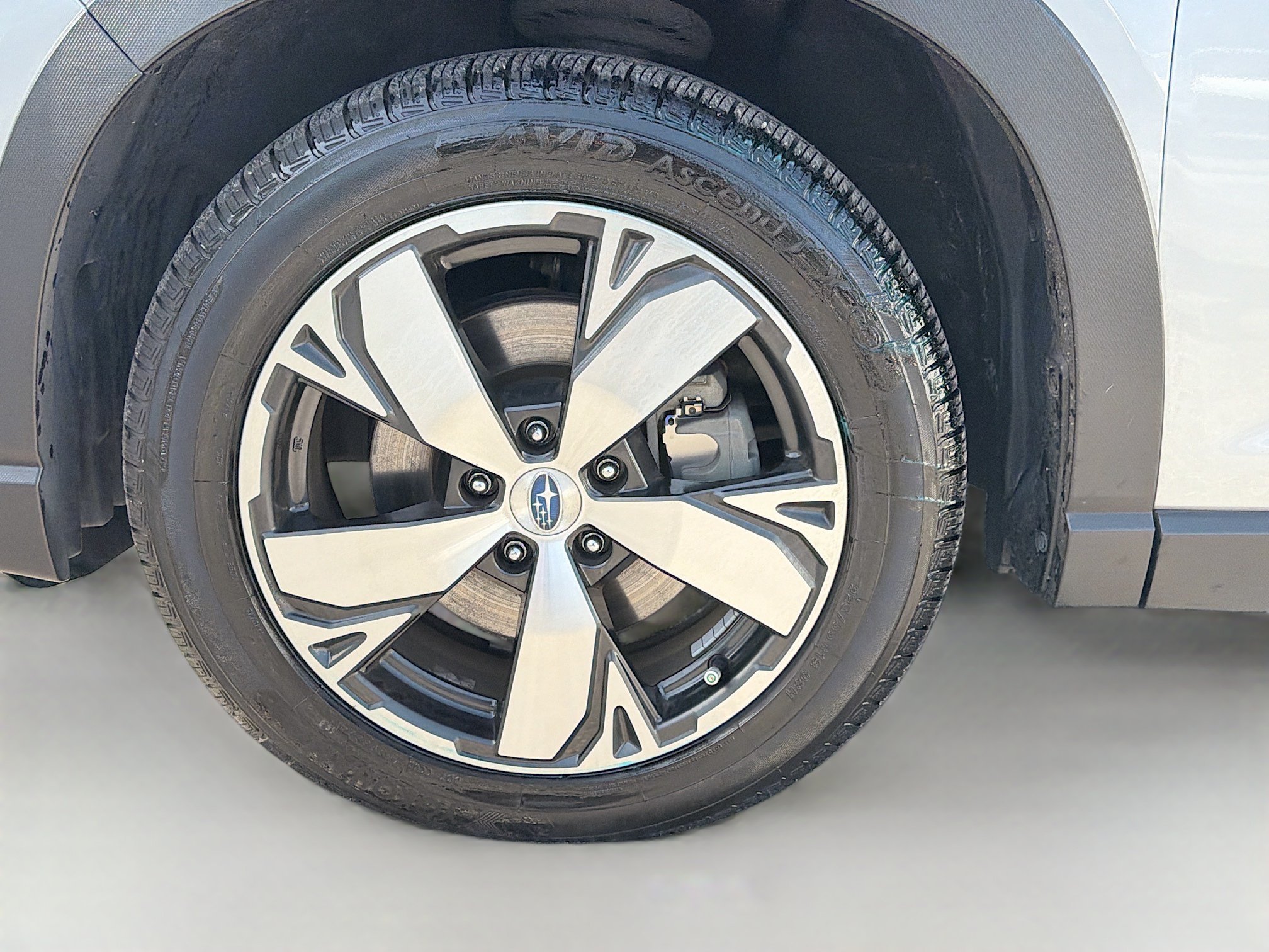 Used 2019 Ice Silver Metallic Subaru Touring image 42