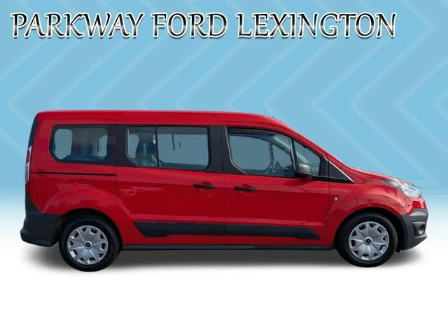 Used 2016 Red Ford XL image 4