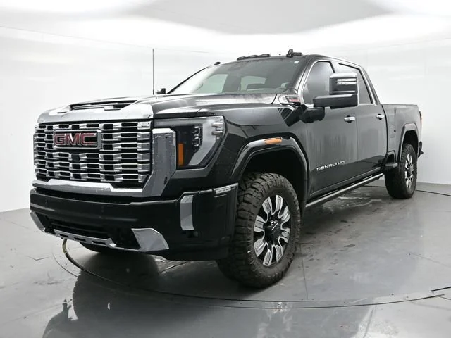 Used 2024 Onyx Black GMC Denali image 3