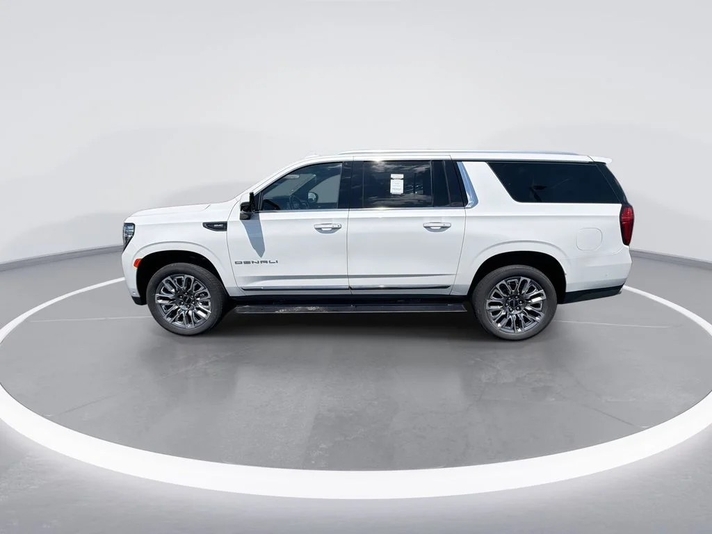 Certified Used 2023 White GMC Denali Ultimate image 5