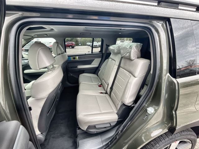 Used 2024 Green Hyundai Limited image 24