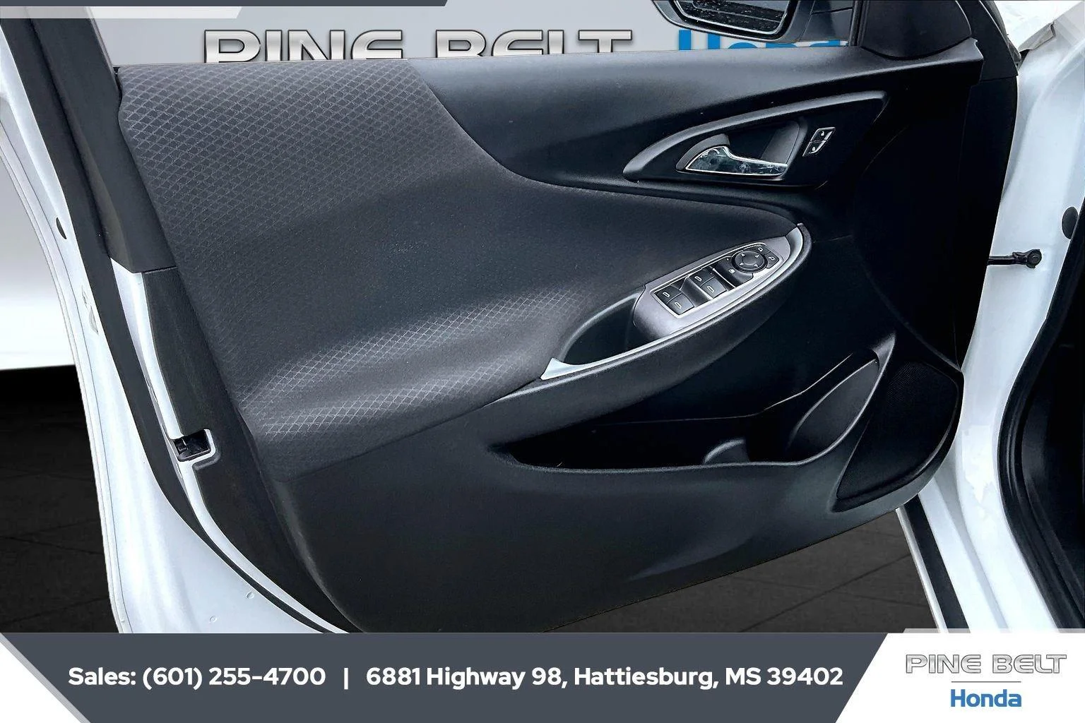 Used 2024 Summit White Chevrolet LS image 17
