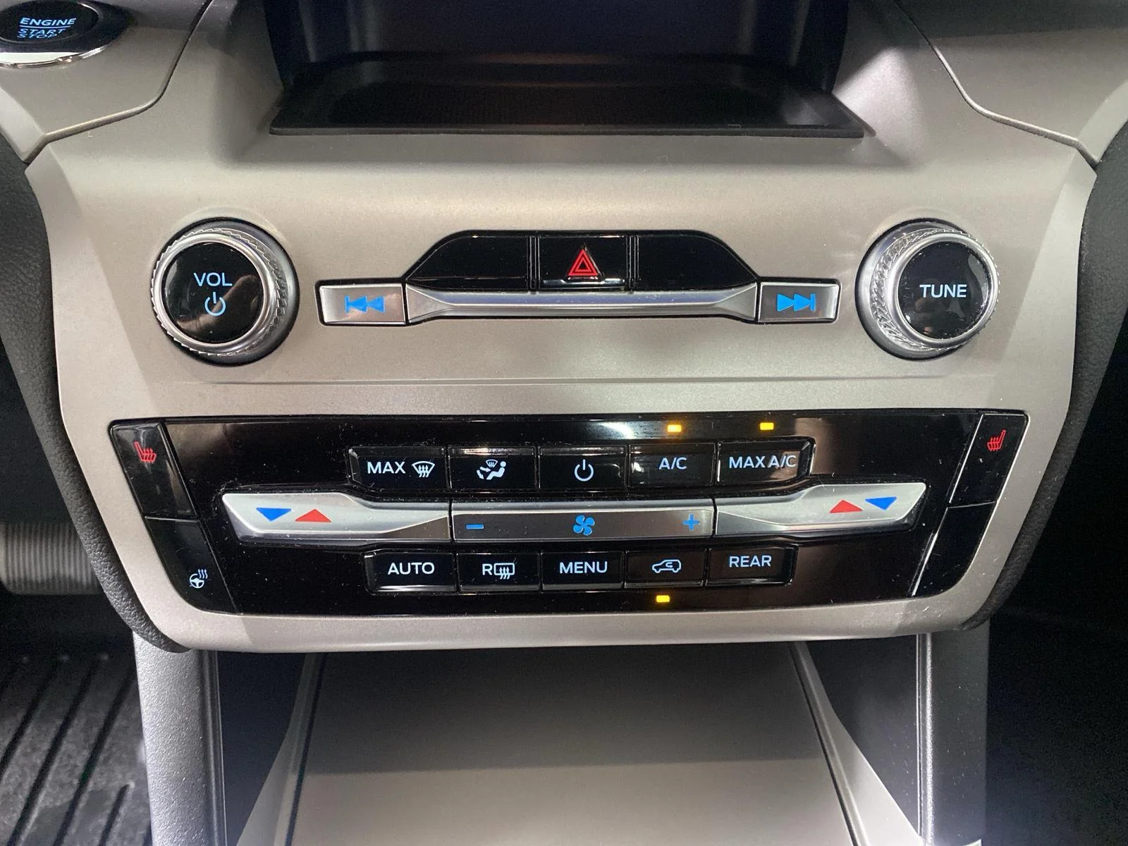 Used 2023 Carbonized Gray Ford XLT image 22