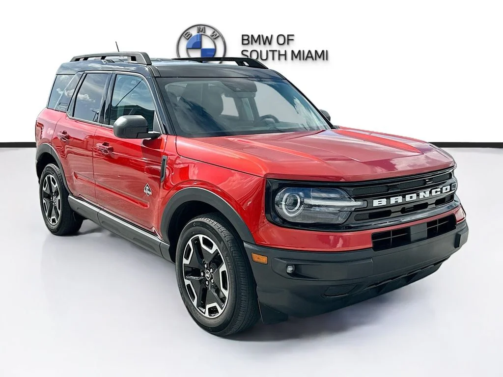Used 2023 Red Ford Outer Banks image 1