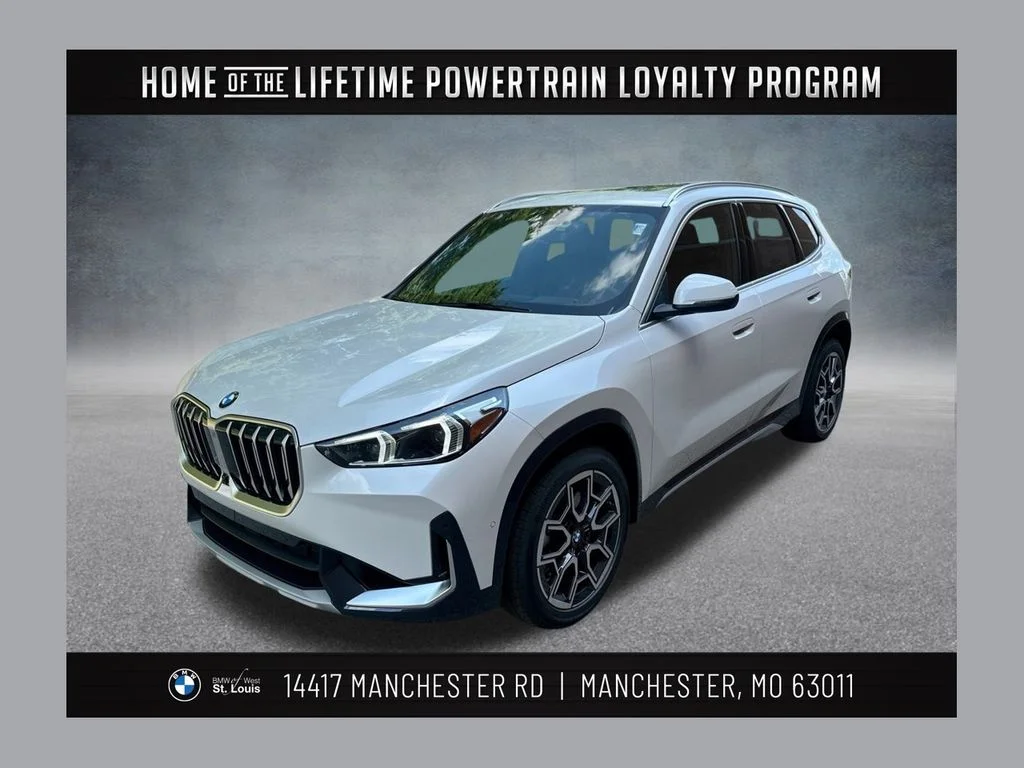 Used 2025 White BMW xDrive28i image 1