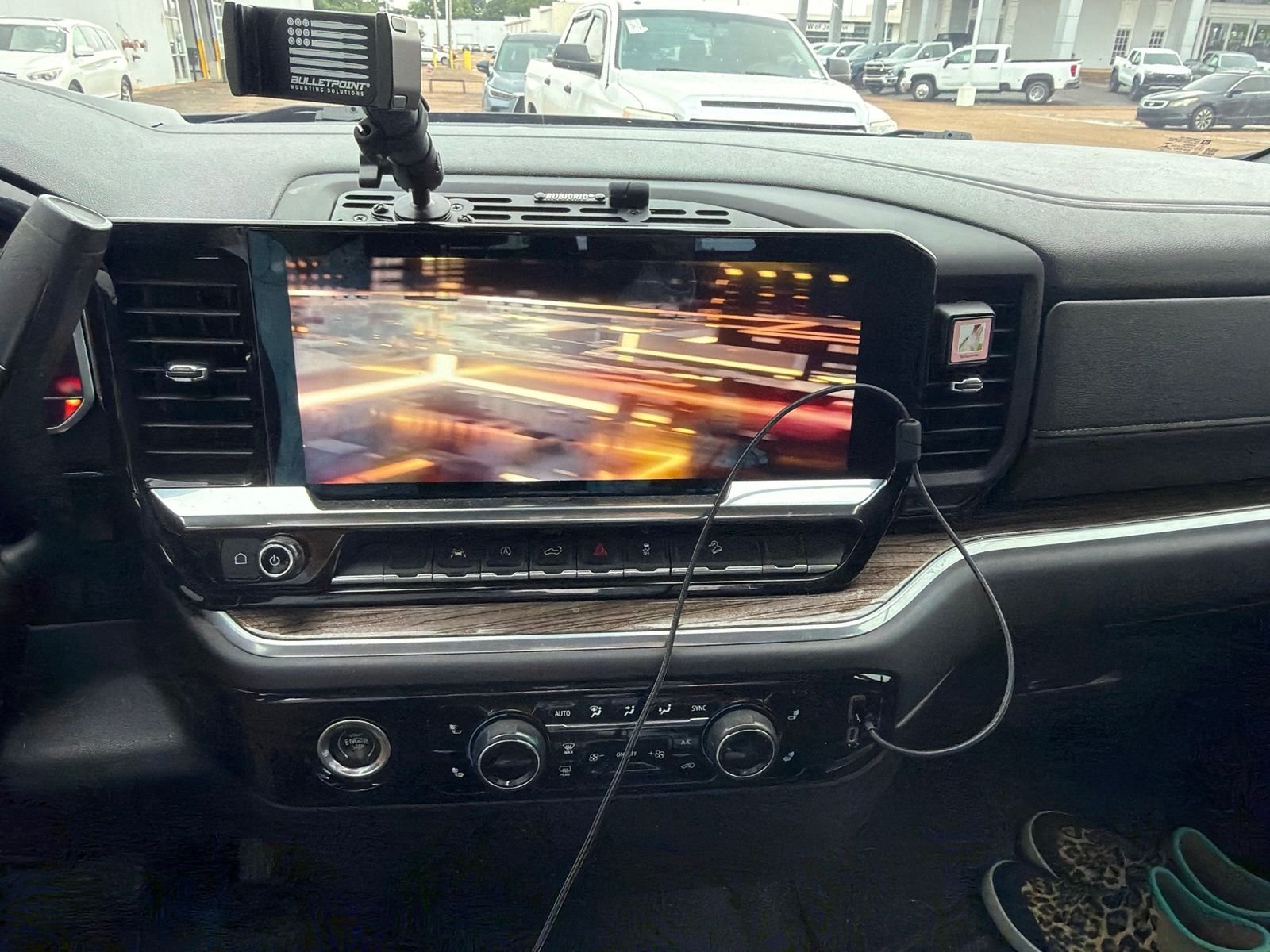 Used 2022 Gray Chevrolet LT image 14