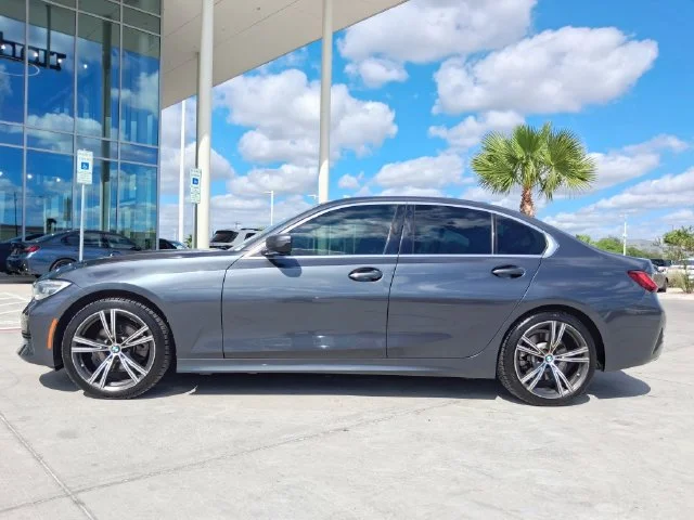 Used 2022 Gray BMW 330i xDrive image 4