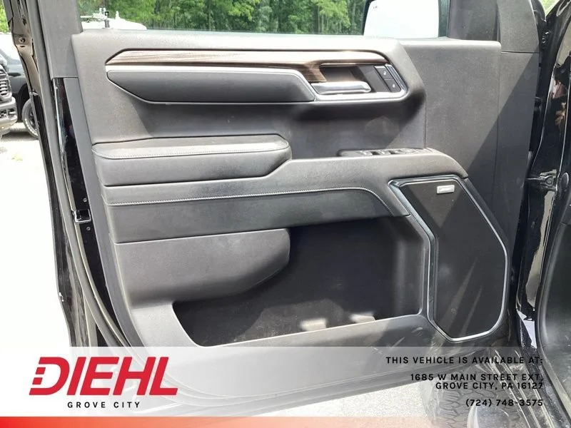 Used 2023 Black Chevrolet RST image 20