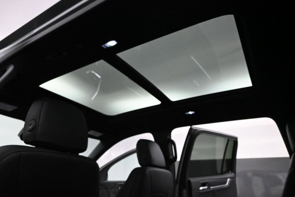 2026 GMC Acadia Elevation - Photo 10