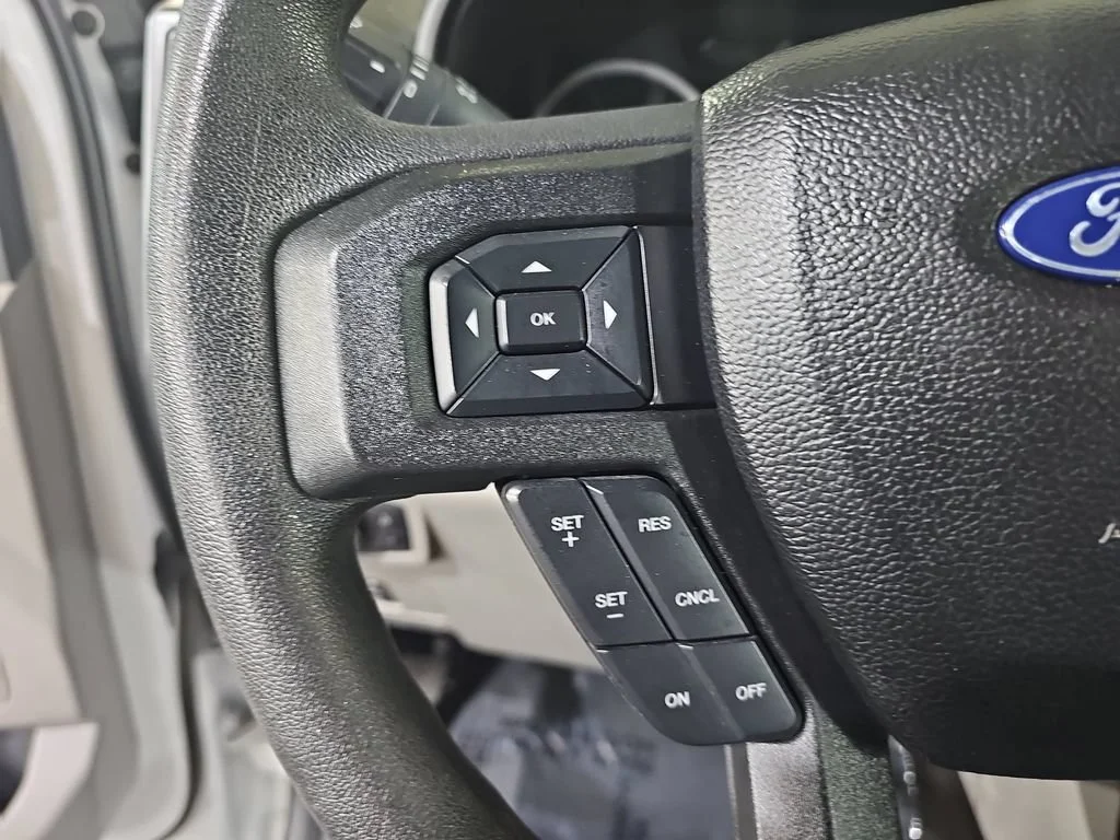 Used 2018 White Ford XLT image 21