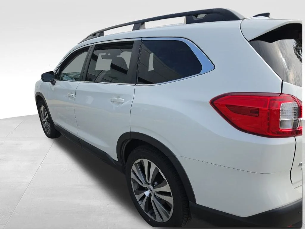 Used 2019 Crystal White Pearl Subaru Premium image 11