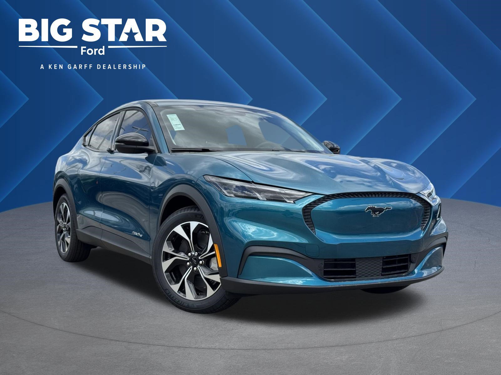 2026 Ford Mustang-Mach-e Select's photo