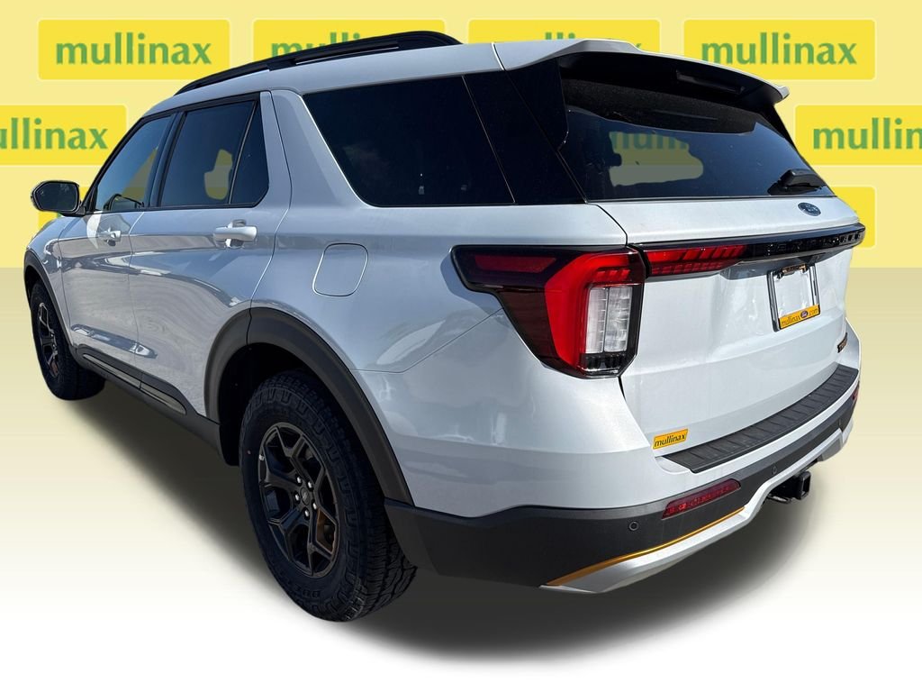 New 2026 White Ford Tremor image 4