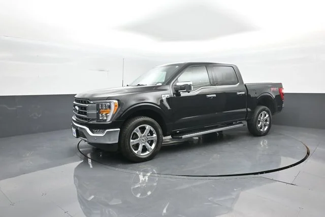 Used 2021 Black Metallic Ford Lariat image 4