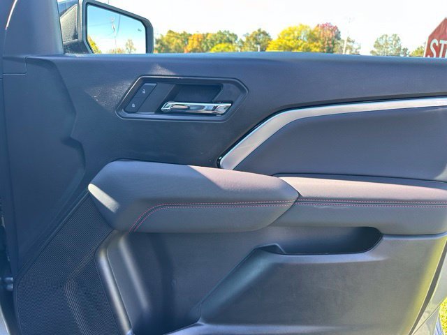 Used 2024 Gray Chevrolet Z71 image 23