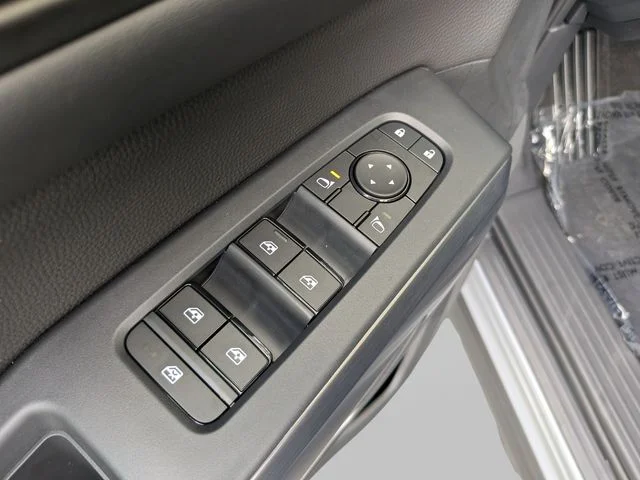 New 2026 Boulder Gray Pearl / Super Black Two-tone Nissan Rock Creek® image 16