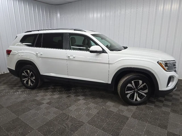 2024 Volkswagen Atlas 2.0T SE