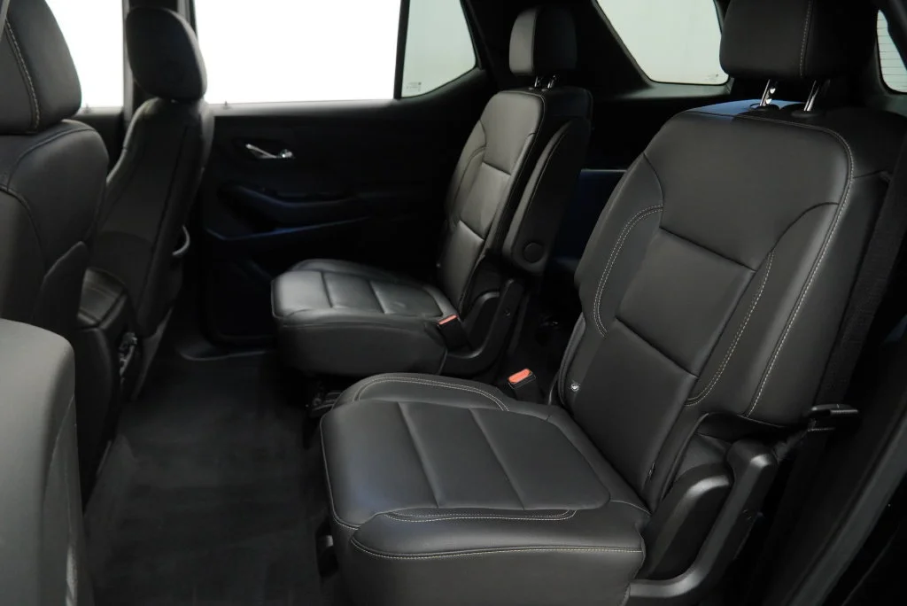 Used 2023 MOSAIC BLACK METALLIC Chevrolet LT Leather image 20