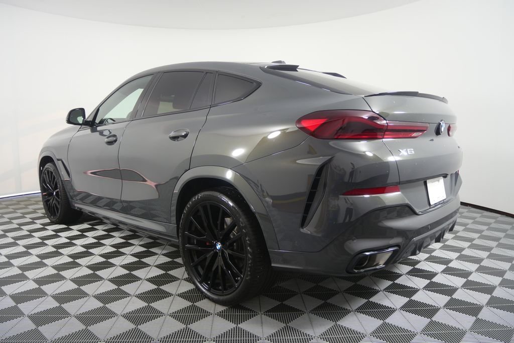 Certified Used 2026 Gray Metallic BMW xDrive40i image 5