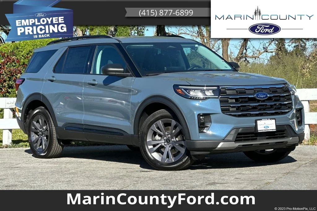 2026 Ford Explorer Active 4WD's photo