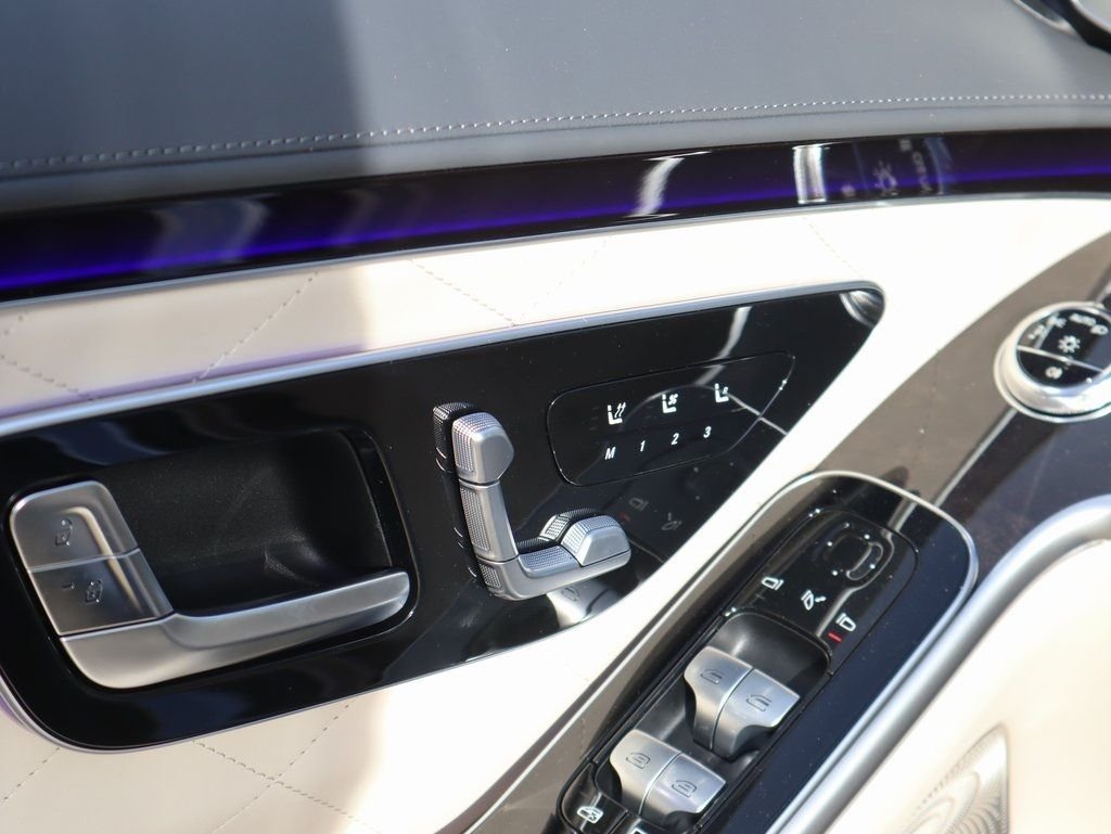 New 2026 Obsidian Black Metallic Mercedes-Benz S 580 image 21