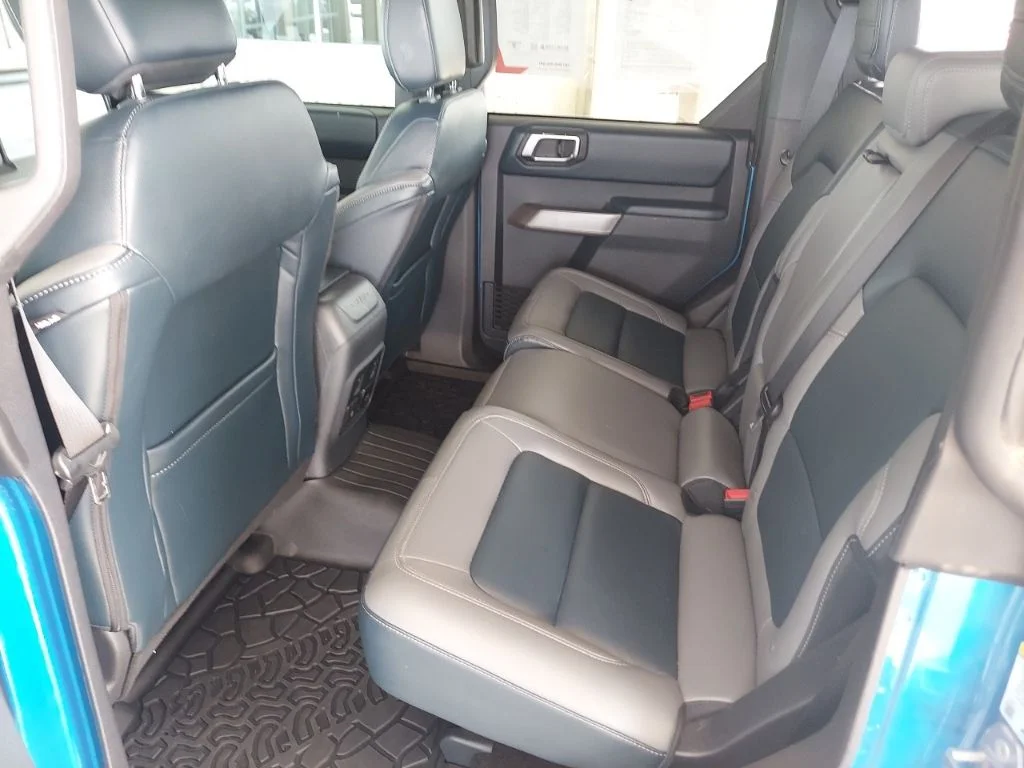Used 2023 Blue Ford Outer Banks image 40
