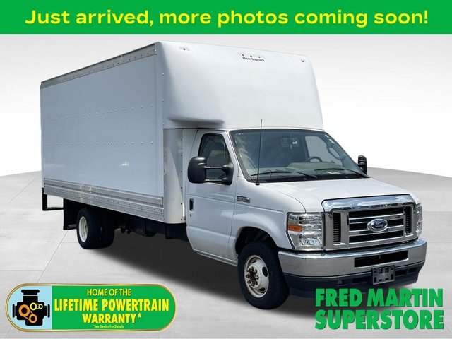 2022 Ford E-350SD Base