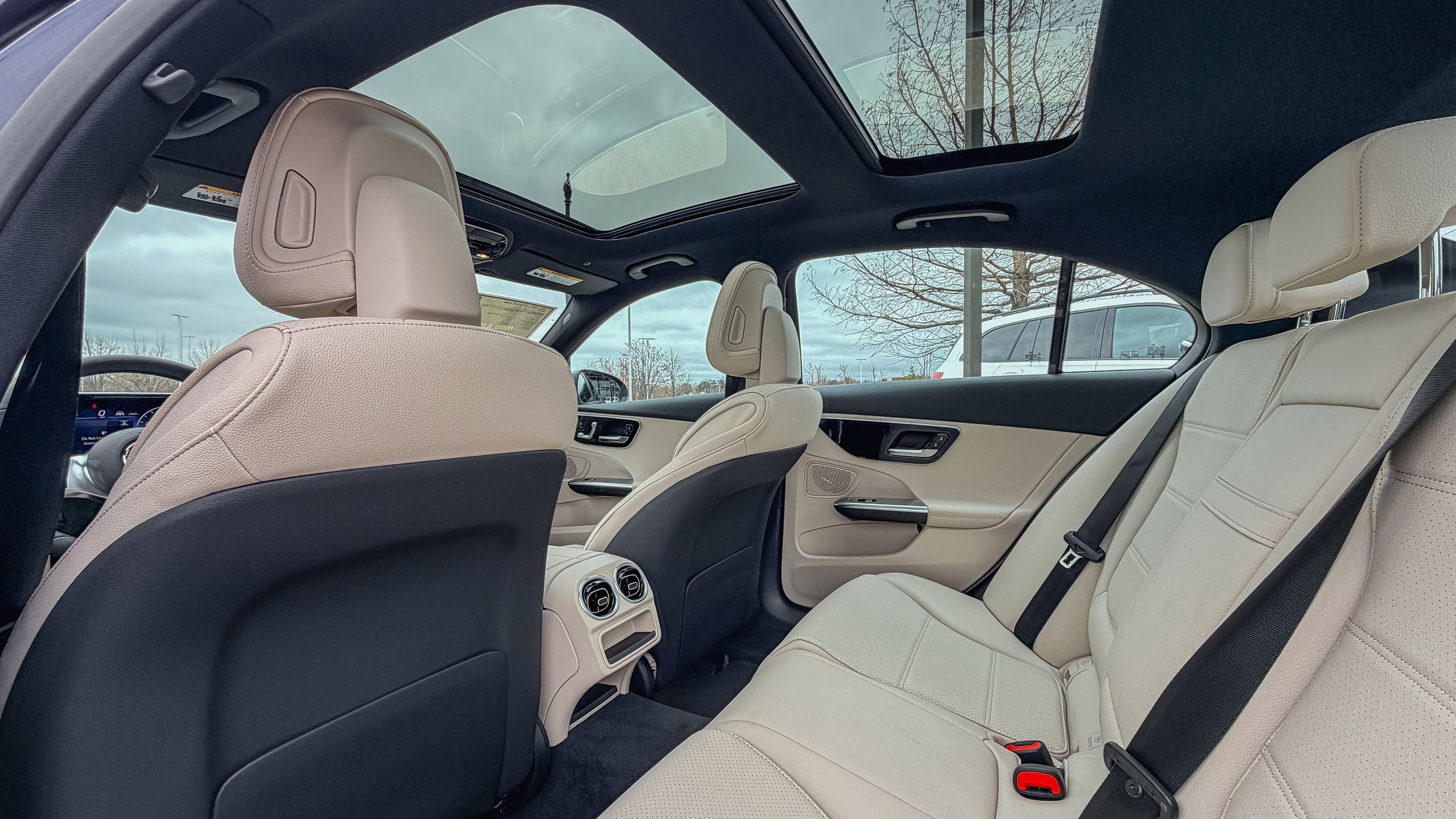 New 2026 Twilight Blue Metallic Mercedes-Benz C 300 image 15