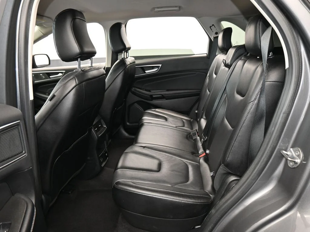 Used 2022 Gray Metallic Ford Titanium image 35