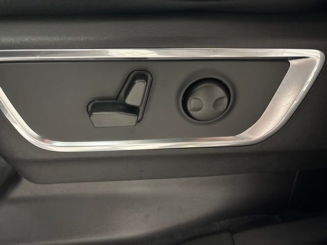 2026 RAM 1500 Laramie - Photo 9
