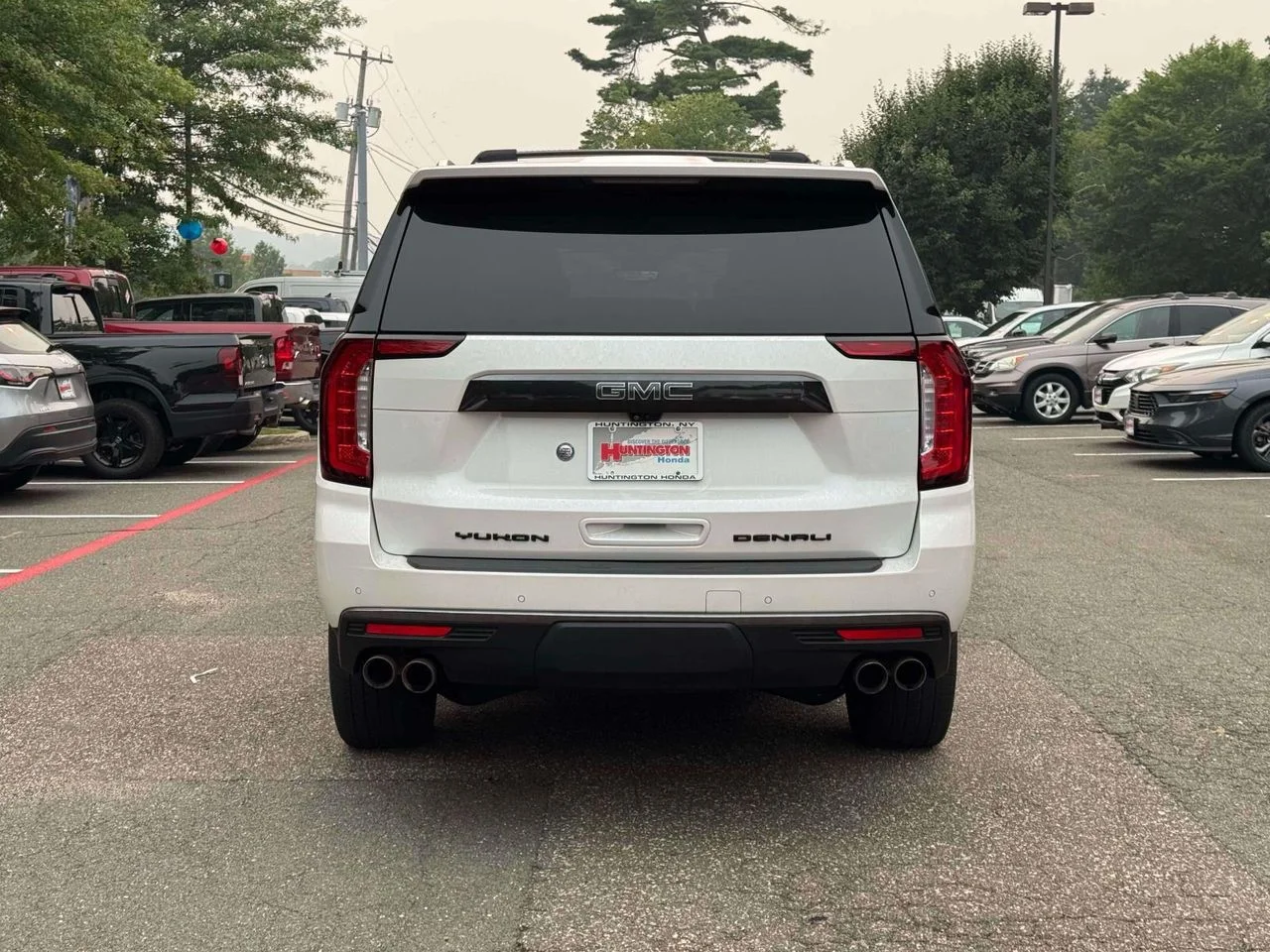 Used 2024 White Frost Tricoat GMC 4WD Denali Ultimate image 7