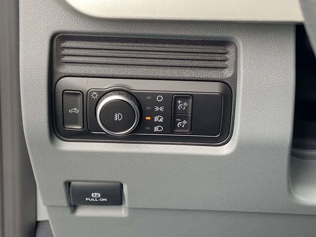 New 2026 Avalanche Ford XL image 14