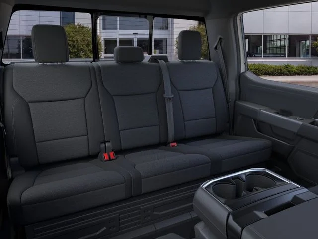 New 2026 Oxford White Ford XLT image 11