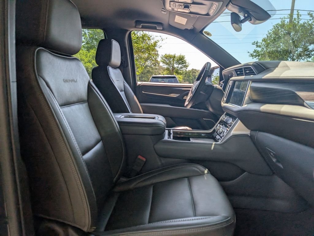 Used 2021 Green GMC Denali image 29