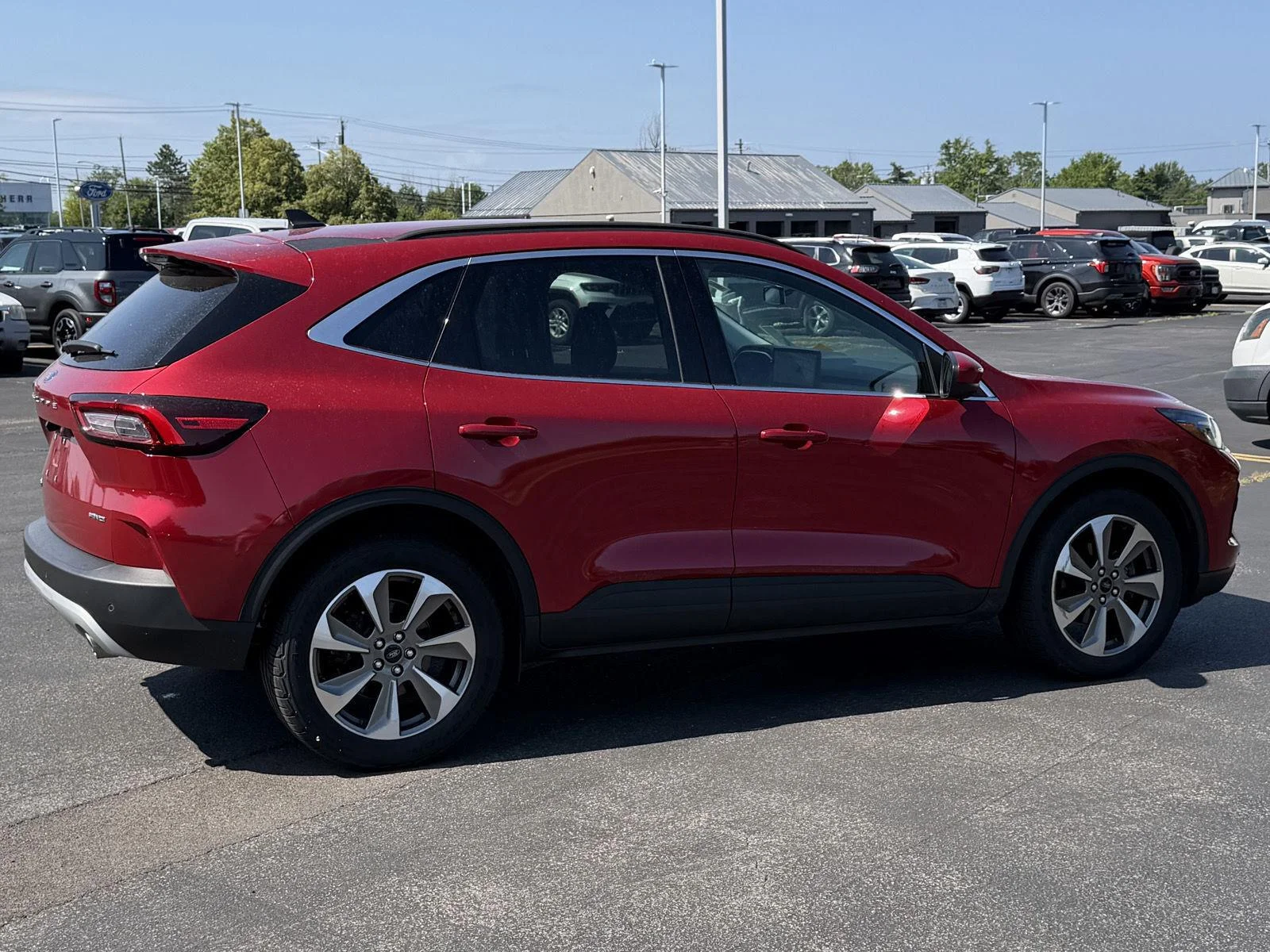 Used 2023 Rapid Red Metallic Tinted Clearcoat Ford Platinum image 6