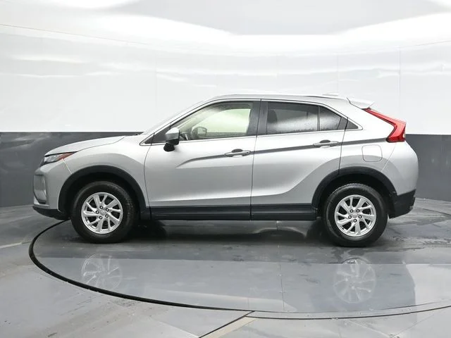 Used 2019 Silver Mitsubishi ES image 4